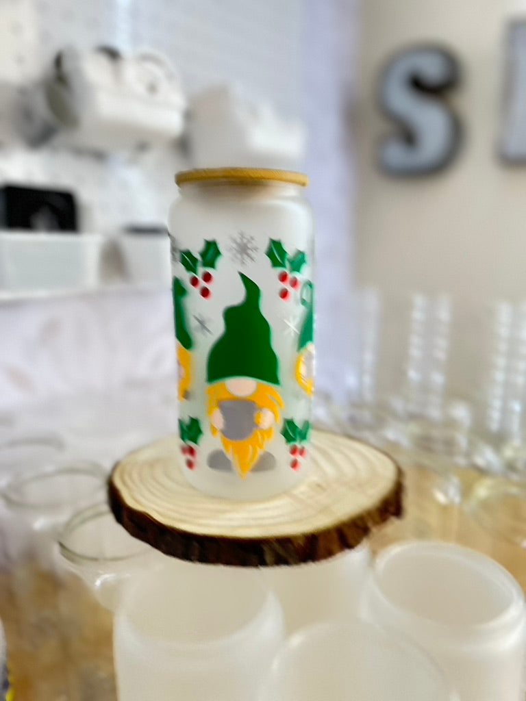 Christmas Gnomes | UVDTF | 20 oz Libbey Can Glass with Bamboo Lid & Straw