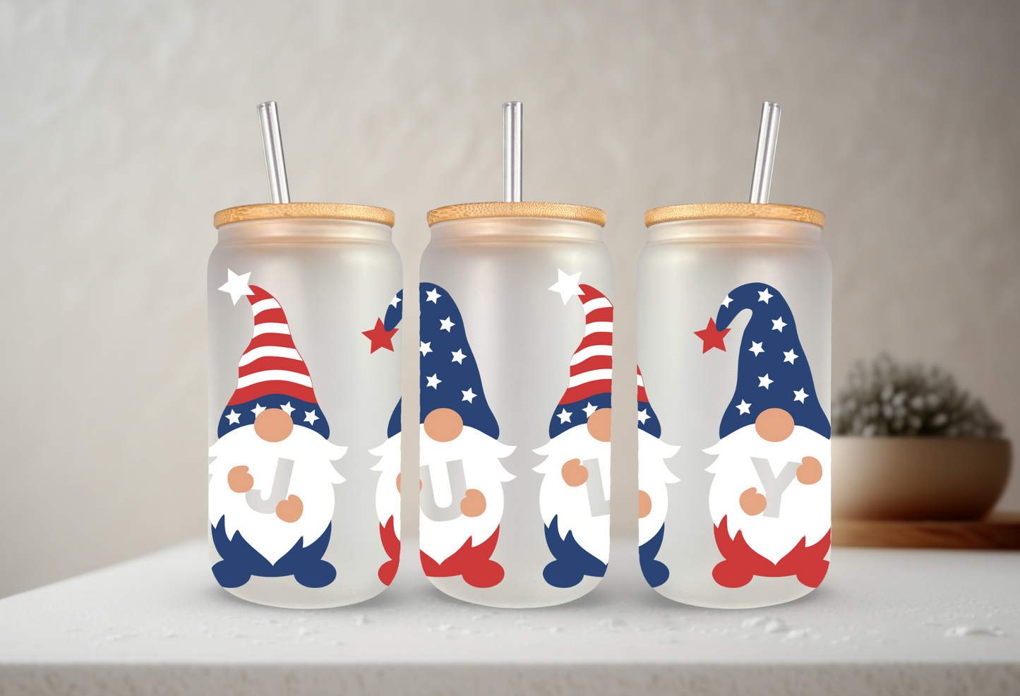 Patriotic Gnomes | UVDTF | 20 oz Libbey Can Glass with Bamboo Lid & Straw