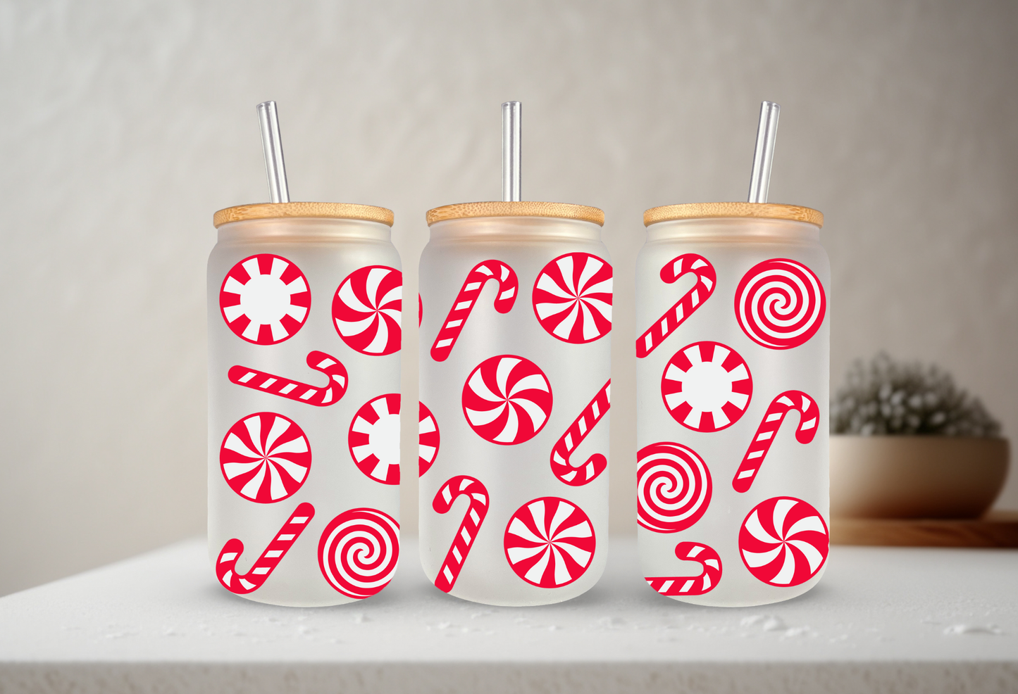 Candy Cane | UVDTF | 20 oz Libbey Can Glass with Bamboo Lid & Straw