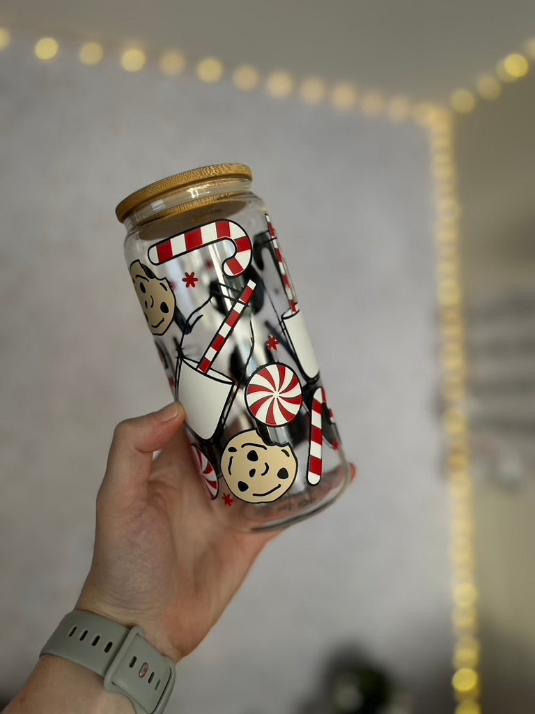 Treats for Santa | UVDTF | 9" Round Cutting Board