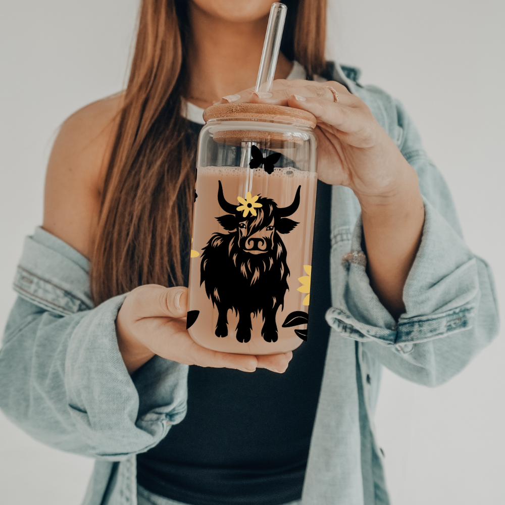 Highland Cow & Sunflowers | UVDTF | 20 oz Libbey Can Glass with Bamboo Lid & Straw