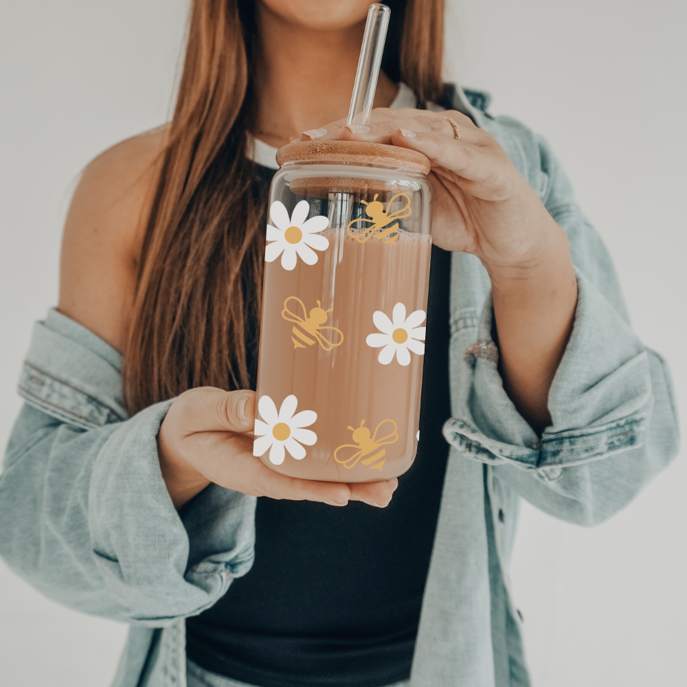 Honey Bee & Daisy | UVDTF | 20 oz Libbey Can Glass with Bamboo Lid & Straw