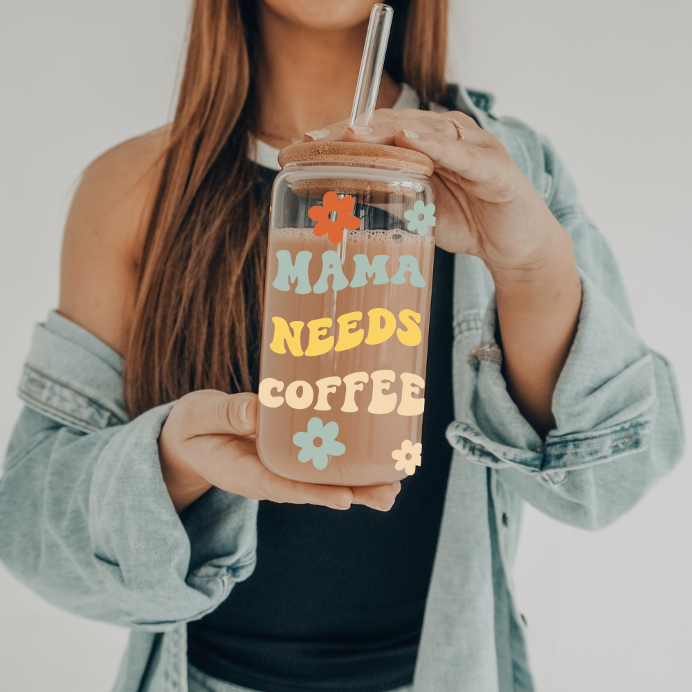 Mama Needs Coffee | UVDTF | 20 oz Libbey Can Glass with Bamboo Lid & Straw