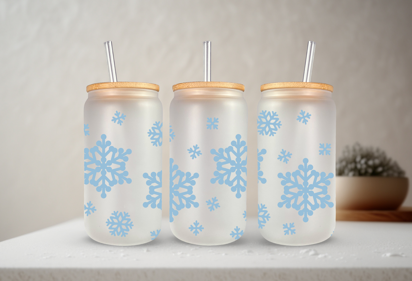 Snowflake | UVDTF | 20 oz Libbey Can Glass with Bamboo Lid & Straw
