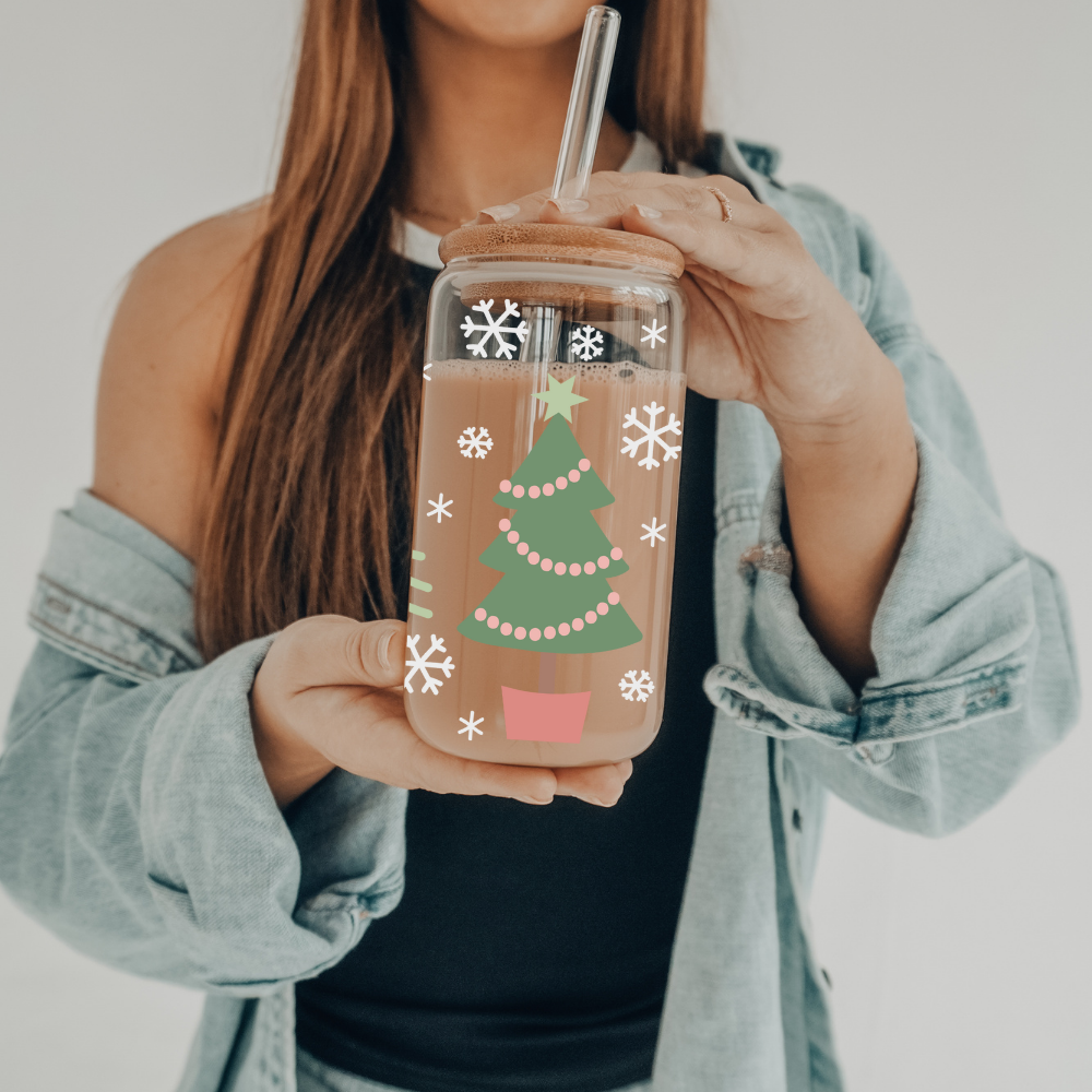 Pastel Christmas Trees | VINYL | 20 oz Libbey Can Glass with Bamboo Lid & Straw