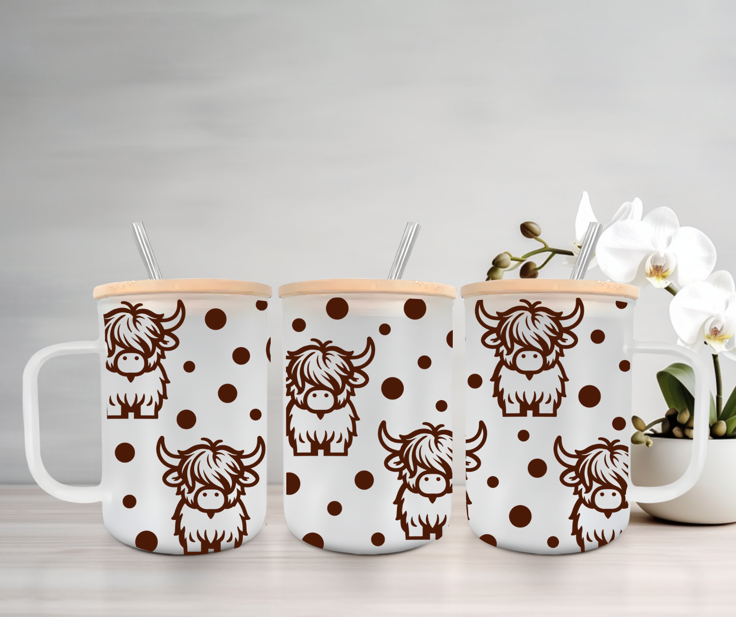 Highland Cow | VINYL | 15oz Mug with Handle, Bamboo Lid & Straw