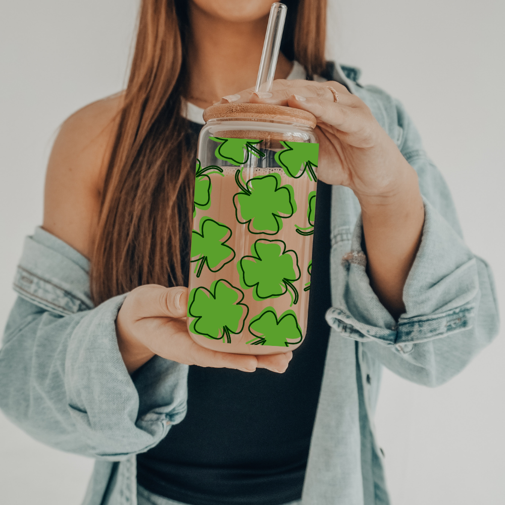 Lucky Shamrock | VINYL | 20 oz Libbey Can Glass with Bamboo Lid & Straw