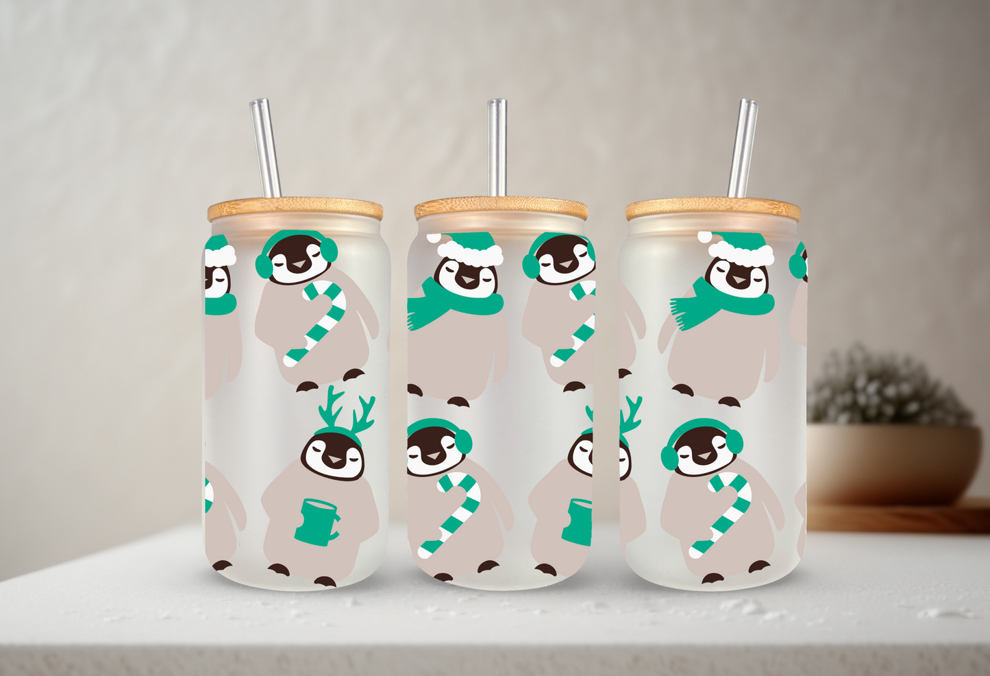 Penguin | VINYL | 20 oz Libbey Can Glass with Bamboo Lid & Straw
