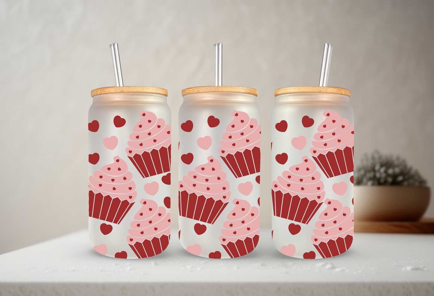 Cupcakes | VINYL | 20 oz Libbey Can Glass with Bamboo Lid & Straw