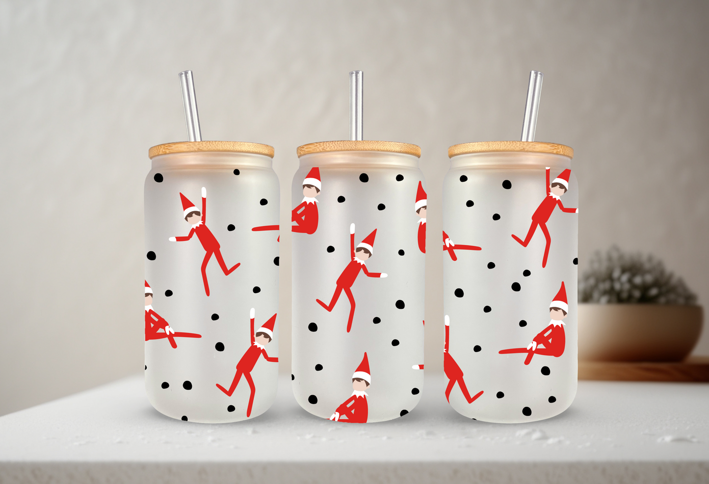 Christmas Elf | UVDTF | 20 oz Libbey Can Glass with Bamboo Lid & Straw