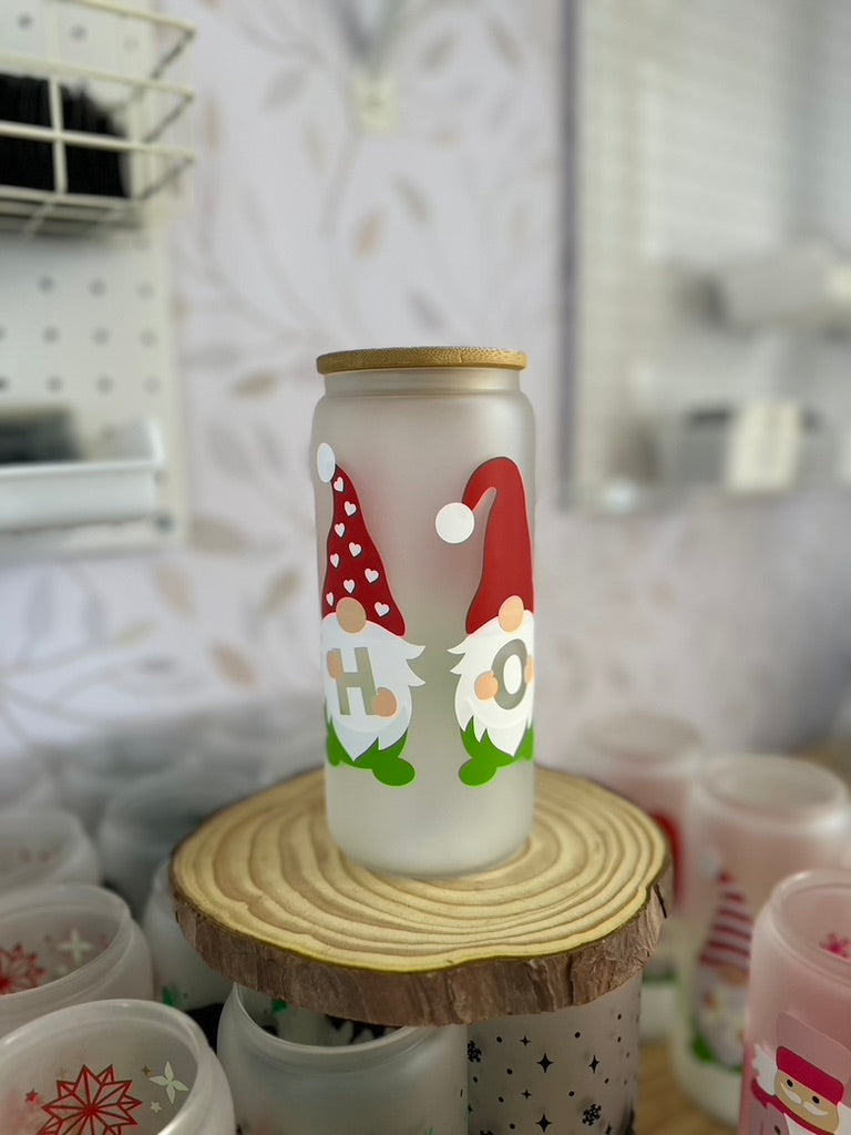 Festive Gnomes | VINYL | 20 oz Libbey Can Glass with Bamboo Lid & Straw
