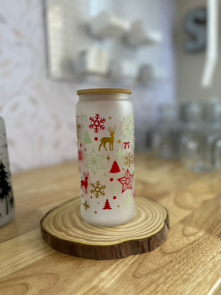 Geometric Christmas | VINYL | 20 oz Libbey Can Glass with Bamboo Lid & Straw