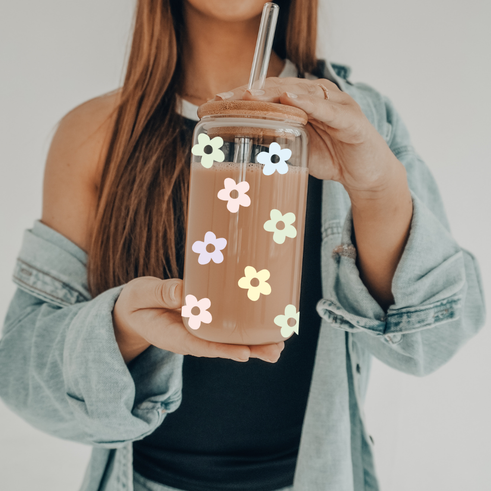 Pastel Flowers | VINYL | 20 oz Libbey Can Glass with Bamboo Lid & Straw
