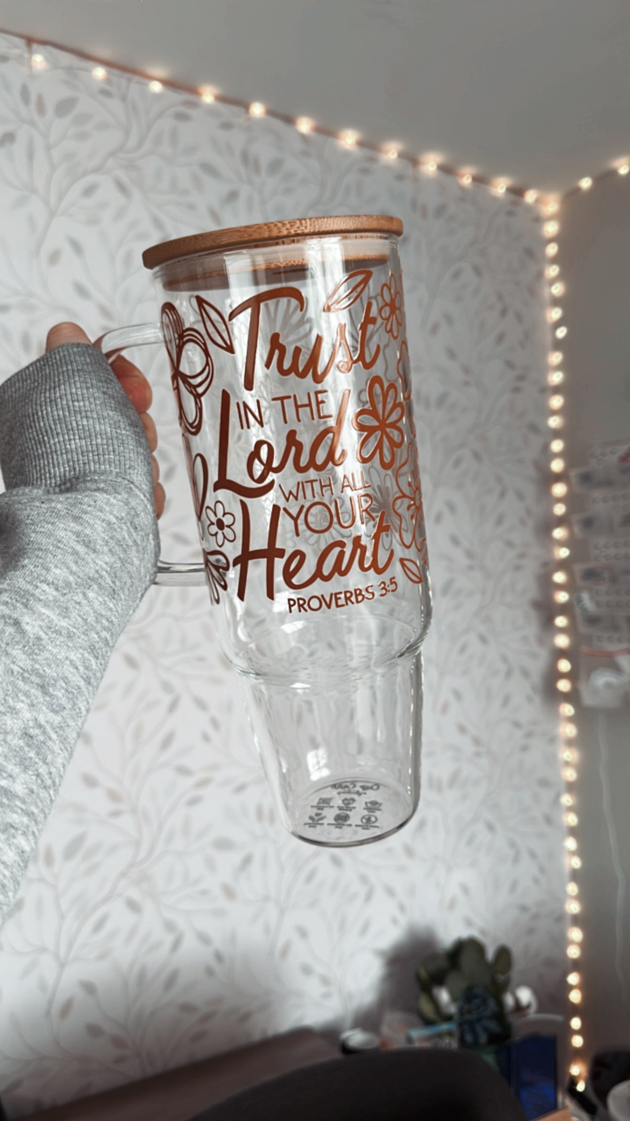 Trust In The Lord With All Your Heart | VINYL | 40 oz Glass Tumbler with Bamboo Lid & Straw