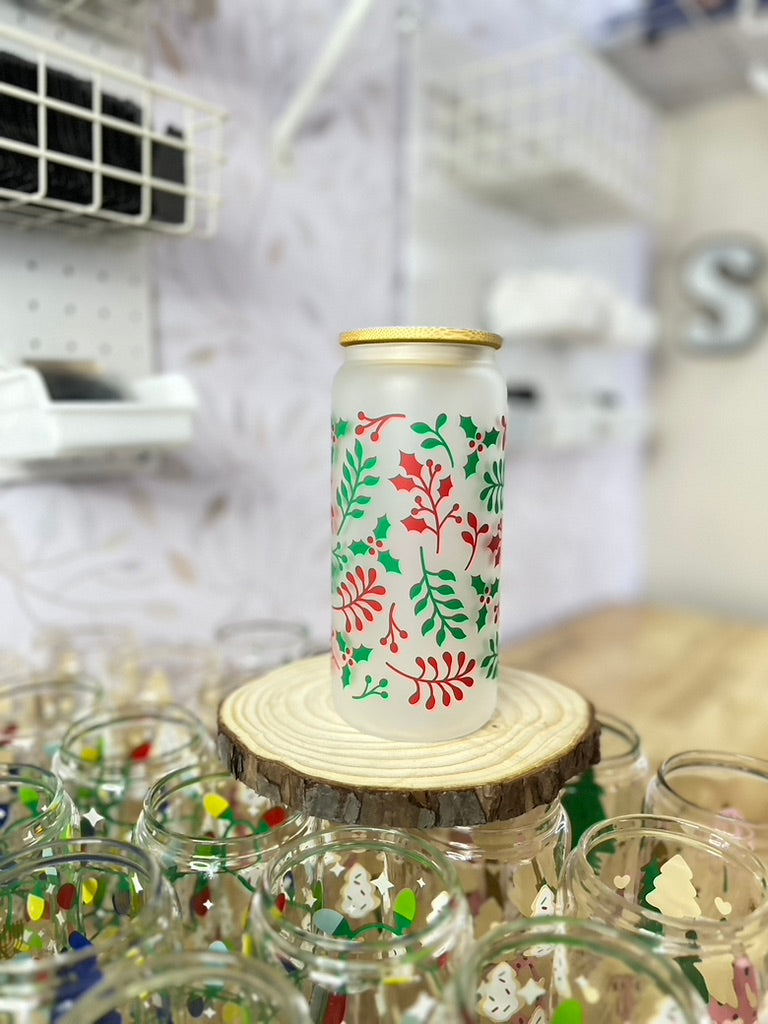 Holly | VINYL | 20 oz Libbey Can Glass with Bamboo Lid & Straw
