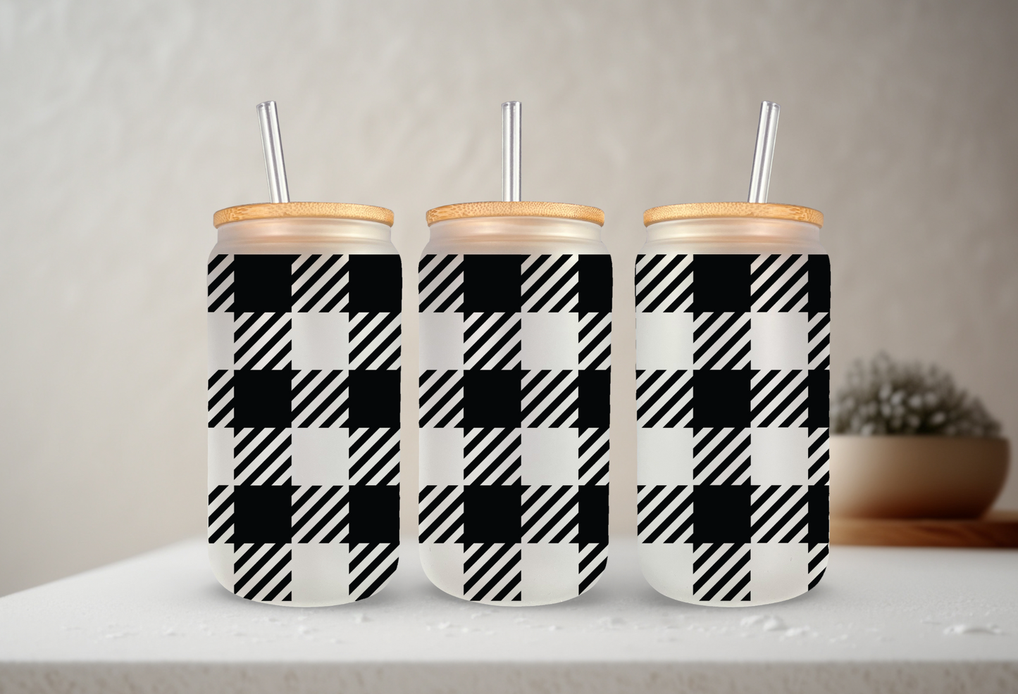 Gingham | UVDTF | 20 oz Libbey Can Glass with Bamboo Lid & Straw