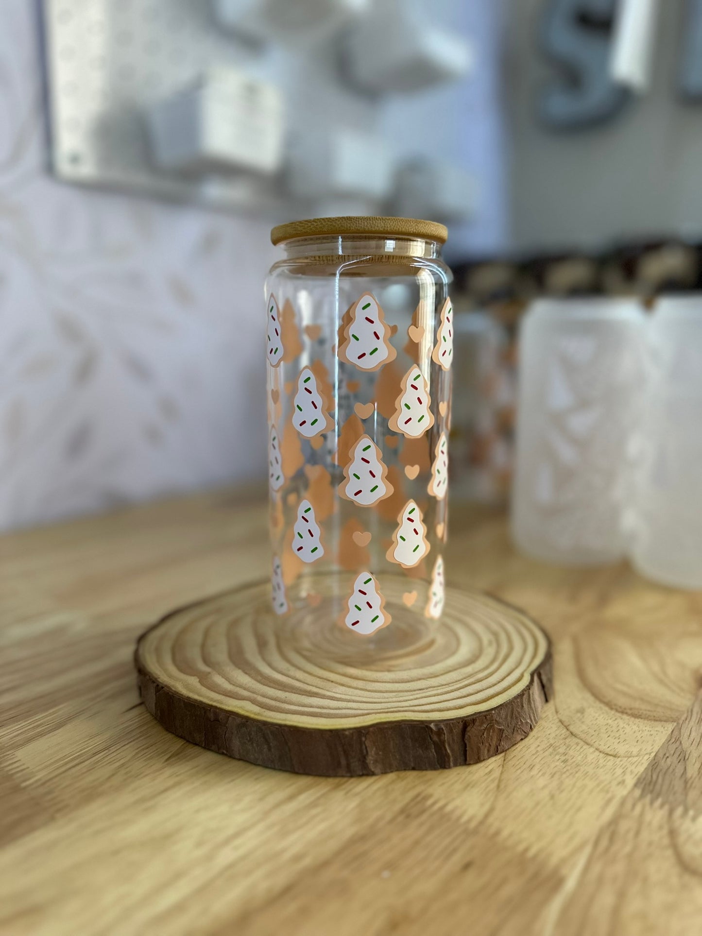 Christmas Tree Cookies | VINYL | 20 oz Libbey Can Glass with Bamboo Lid & Straw
