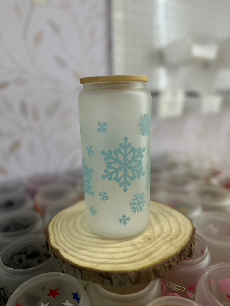 Snowflake | UVDTF | 20 oz Libbey Can Glass with Bamboo Lid & Straw