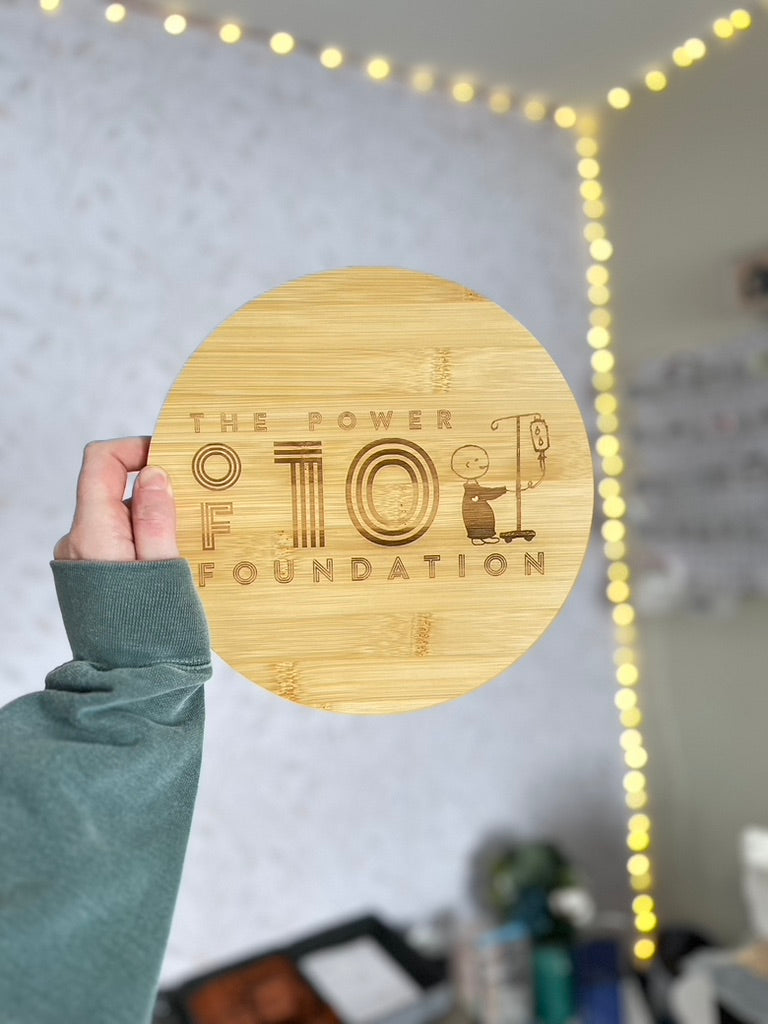 CUSTOM Logo | ENGRAVED | 9" Round Cutting Board