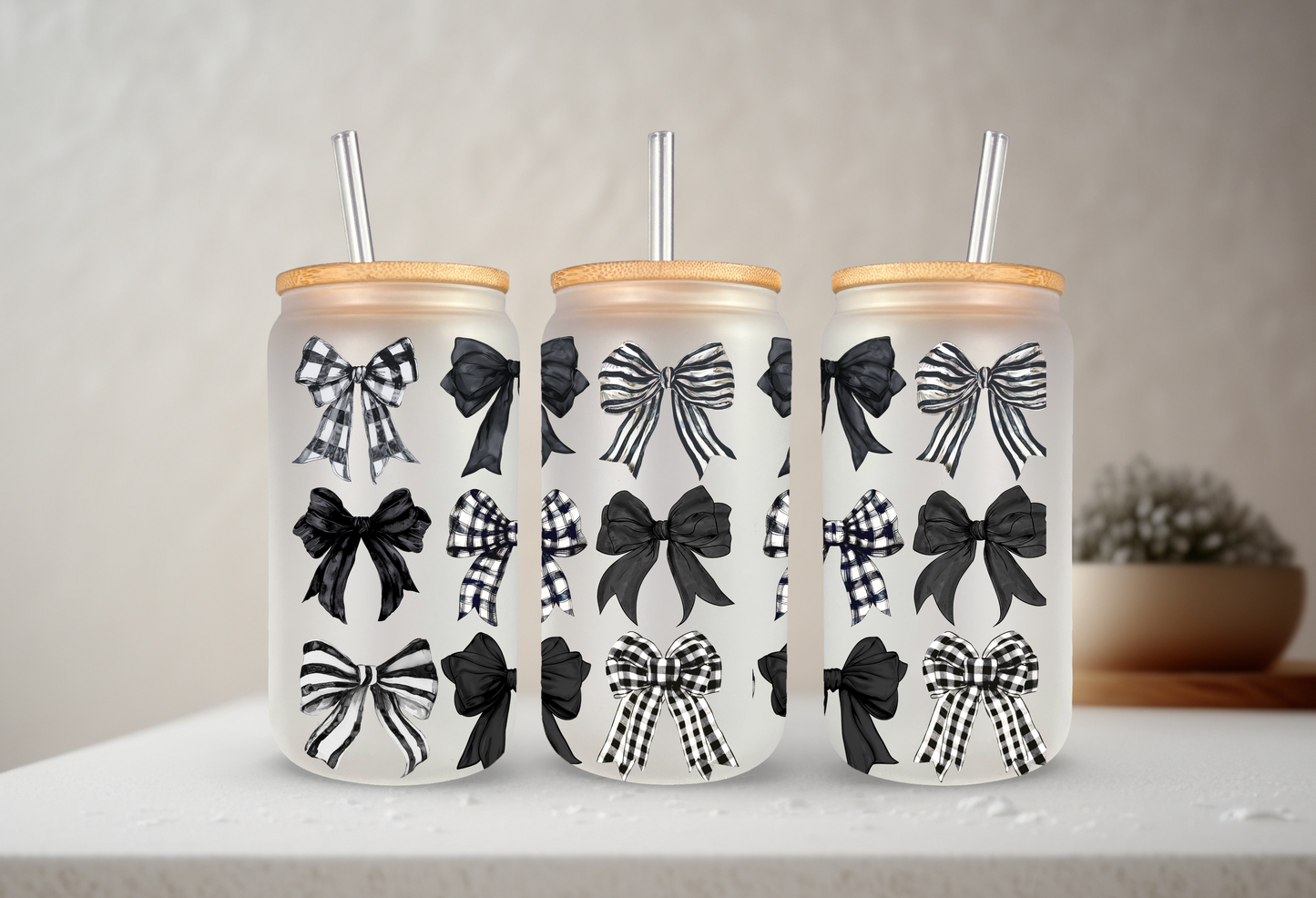 Black Check Coquette | UVDTF | 20 oz Libbey Can Glass with Bamboo Lid & Straw