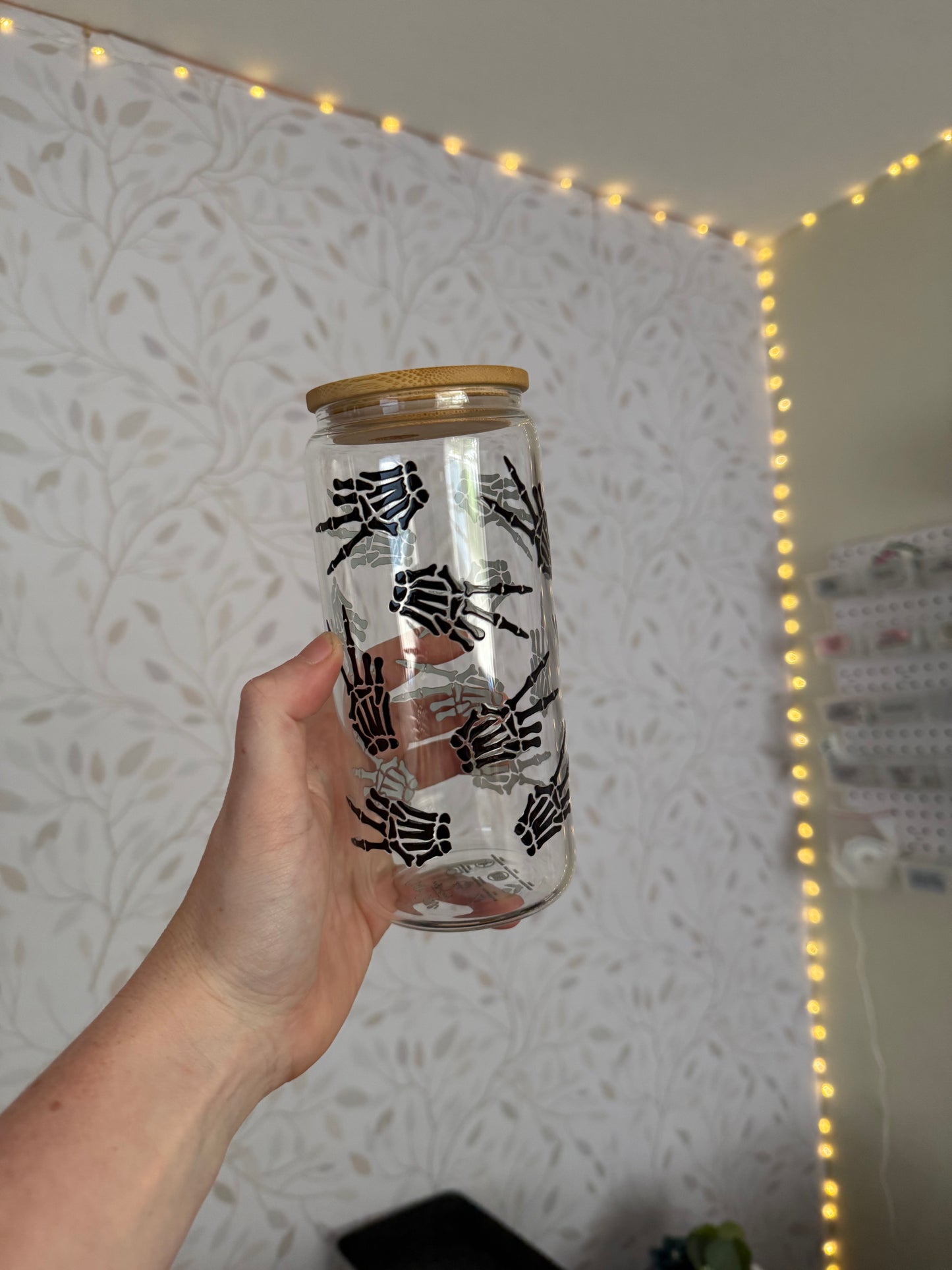 Skelly Peace | UVDTF | 20 oz Libbey Can Glass with Bamboo Lid & Straw