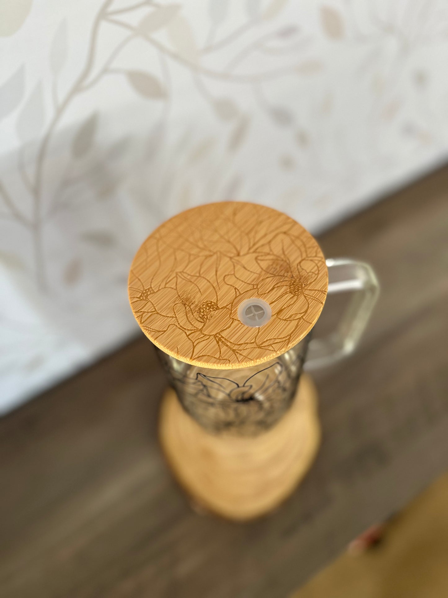 Magnolia | VINYL | 40 oz Glass Tumbler with Bamboo Lid & Straw
