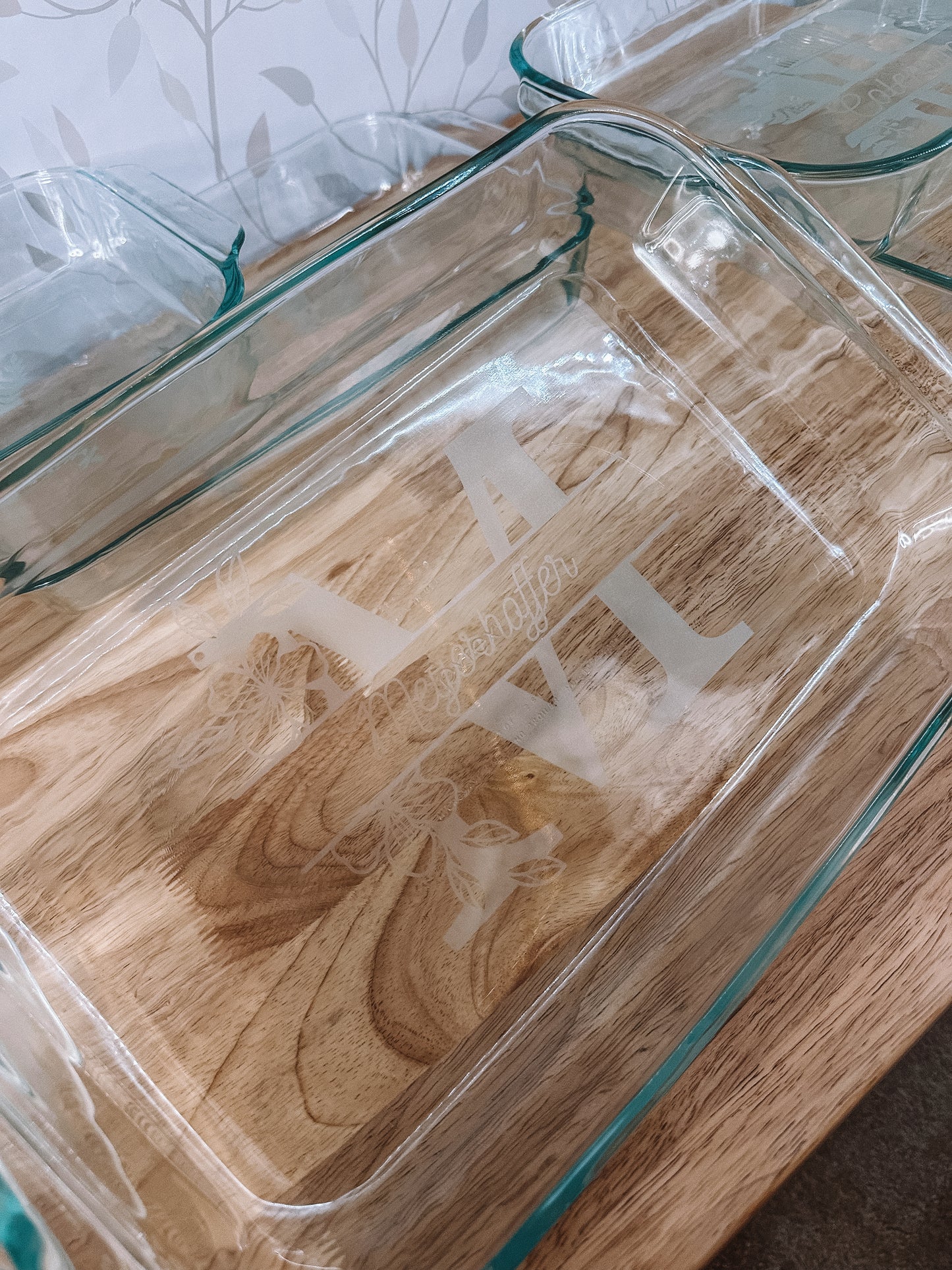 PERSONALIZED Floral Monogram | ENGRAVED | Glass Baking Dish