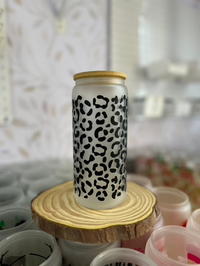 Cheetah Print | VINYL | 20 oz Libbey Can Glass with Bamboo Lid & Straw