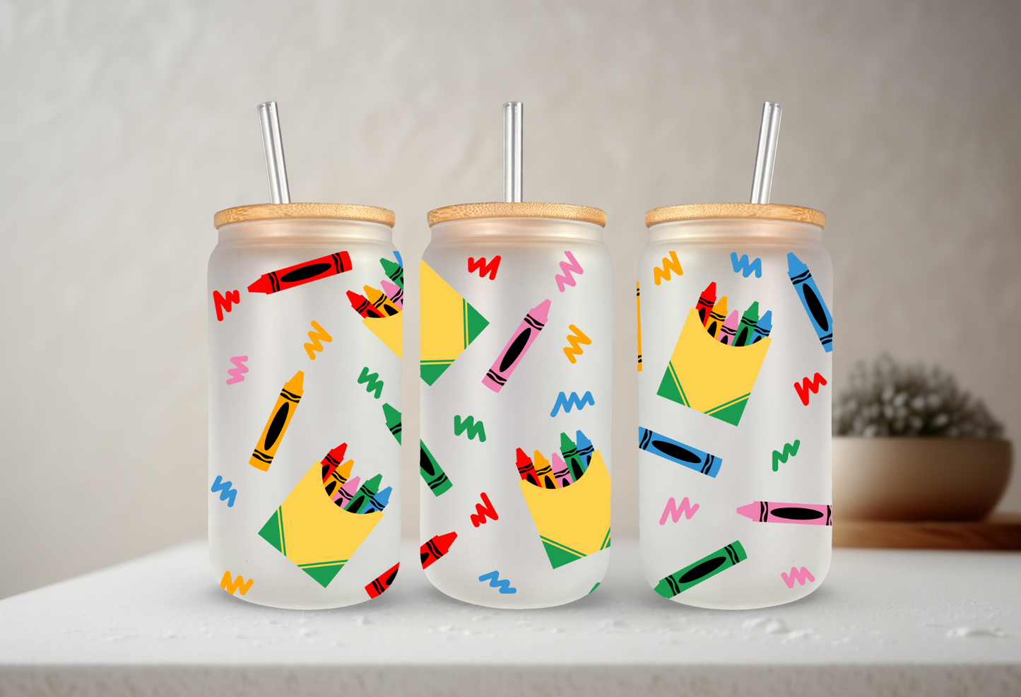 Crayons | VINYL | 20 oz Libbey Can Glass with Bamboo Lid & Straw