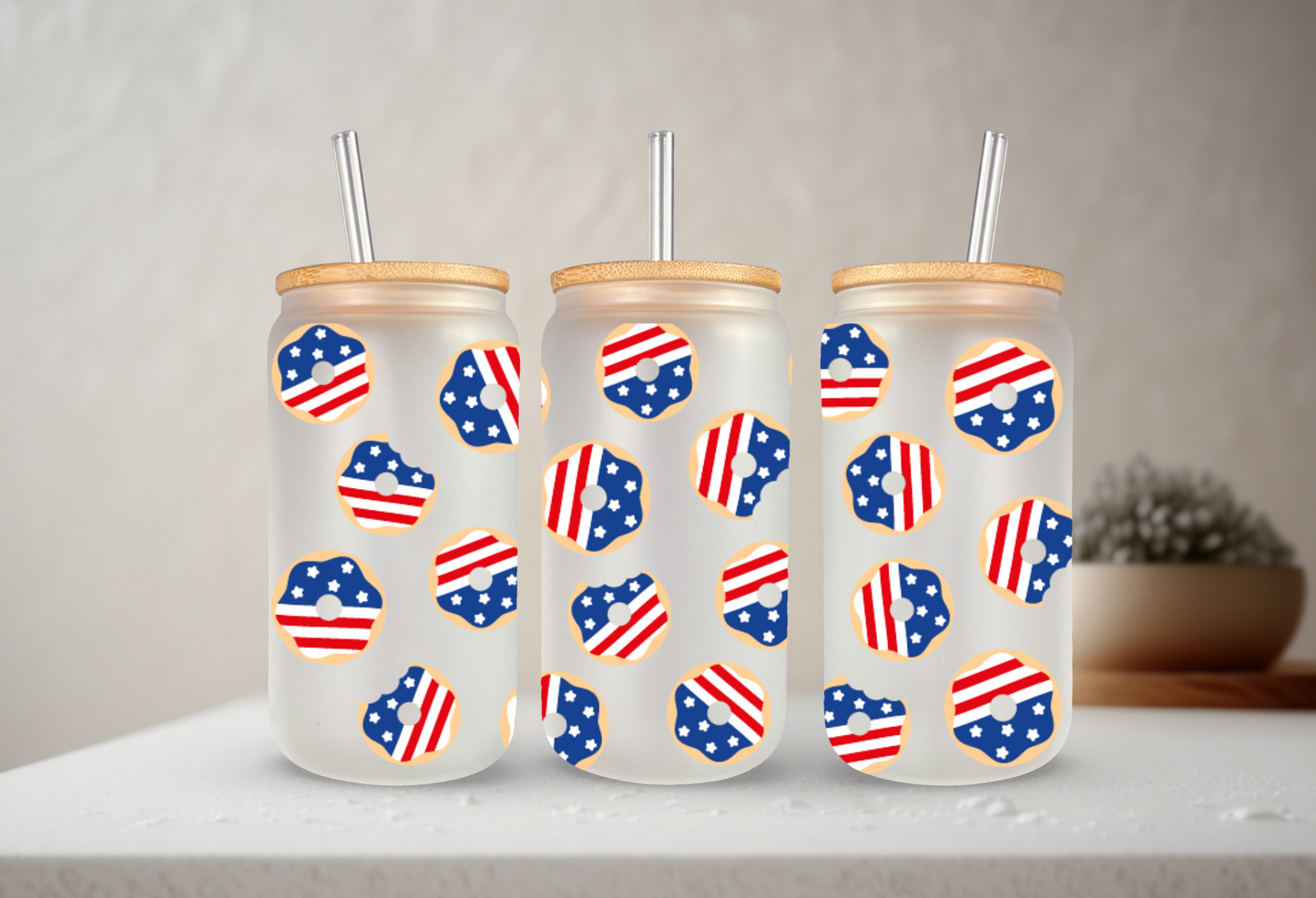 Patriotic Donuts | VINYL | 20 oz Libbey Can Glass with Bamboo Lid & Straw