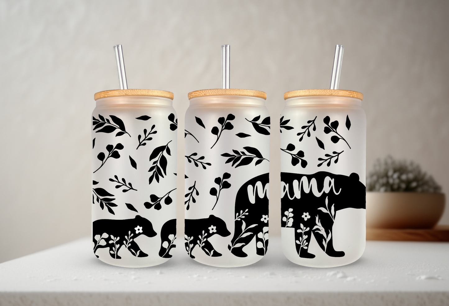 Mama Bear [1 or 2 babies] | VINYL | 20 oz Libbey Can Glass with Bamboo Lid & Straw