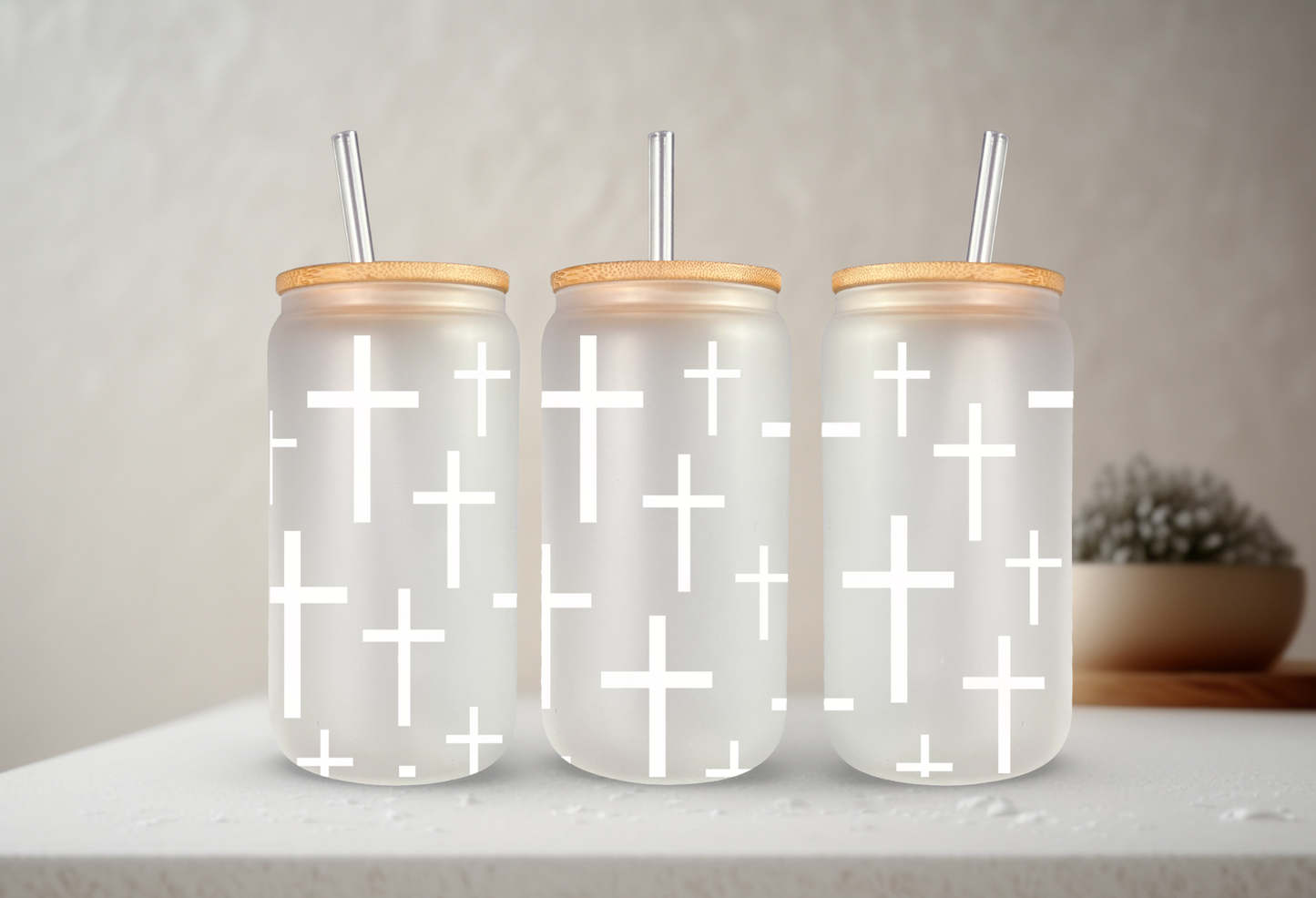 Crosses | VINYL | 20 oz Libbey Can Glass with Bamboo Lid & Straw