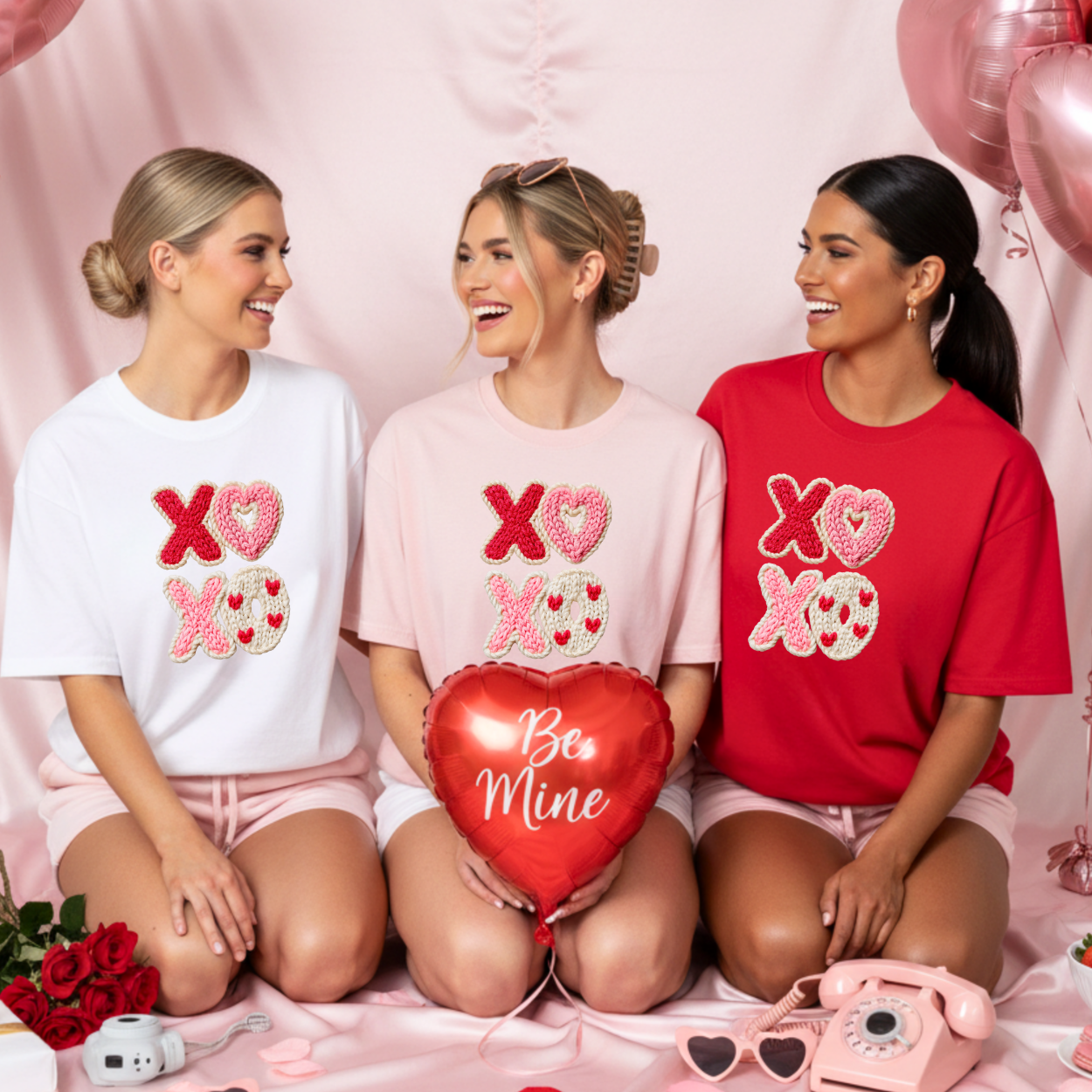 XOXO Faux Knit | Unisex T-Shirt [GILDAN]