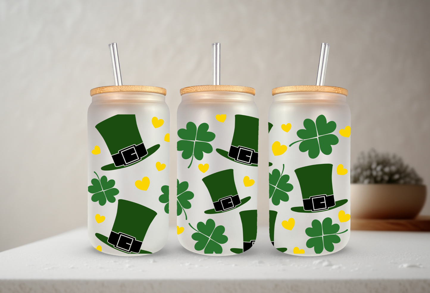 St. Patty's Hats | VINYL | 20 oz Libbey Can Glass with Bamboo Lid & Straw