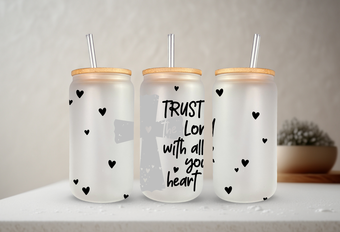 Trust The Lord With All Your Heart | VINYL | 20 oz Libbey Can Glass with Bamboo Lid & Straw