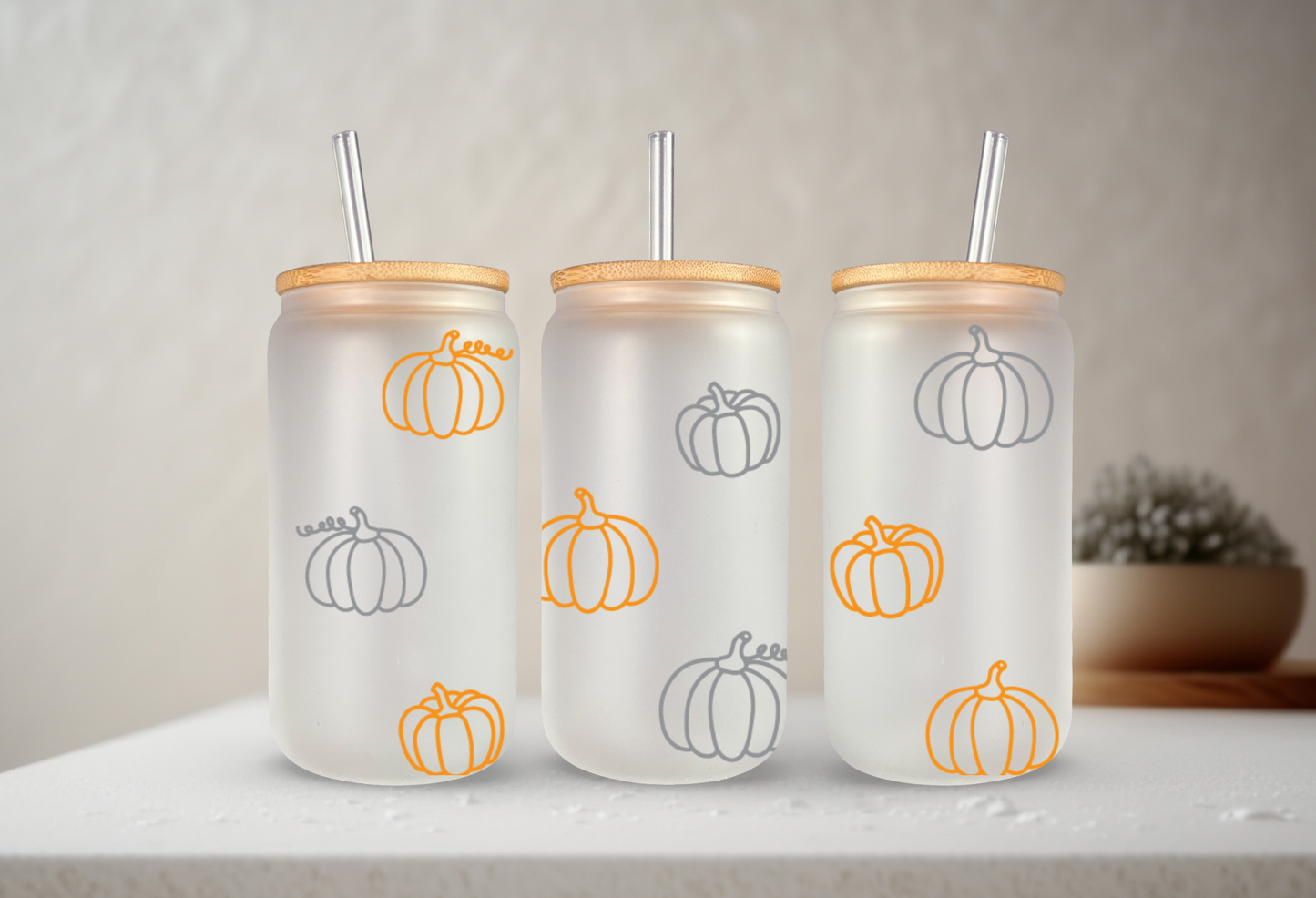 Hello Pumpkin | VINYL | 20 oz Libbey Can Glass with Bamboo Lid & Straw