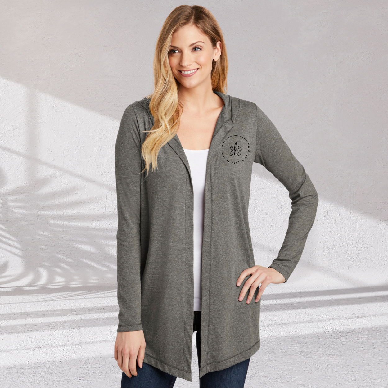 CUSTOM LOGO | Women's Hooded Cardigan [DISTRICT]