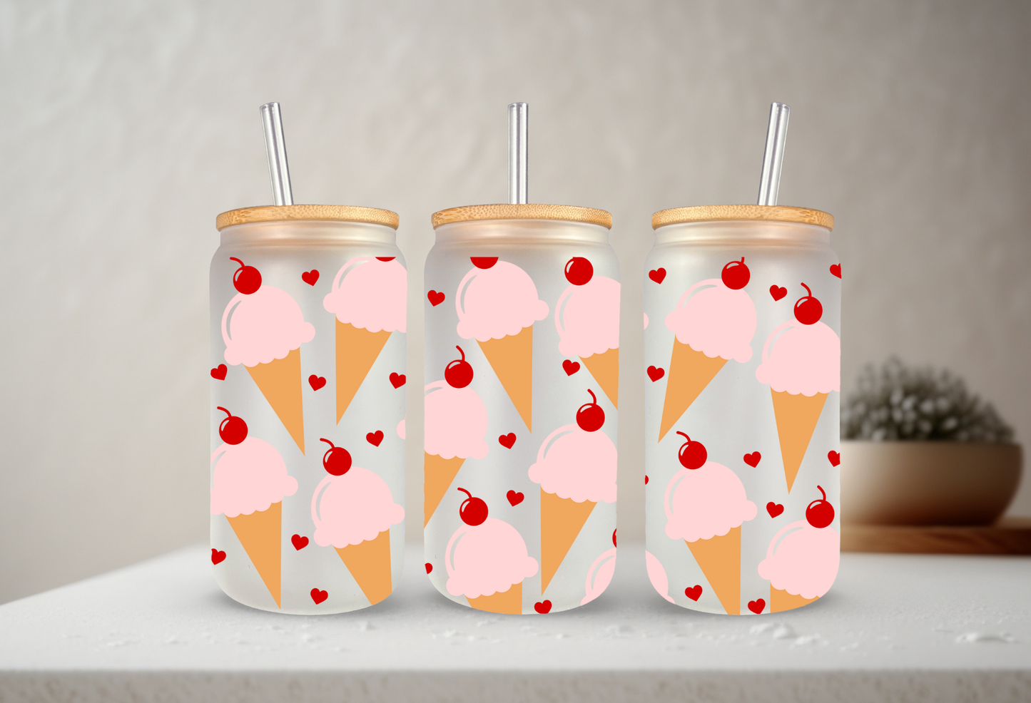 Ice Cream Cones | VINYL | 20 oz Libbey Can Glass with Bamboo Lid & Straw