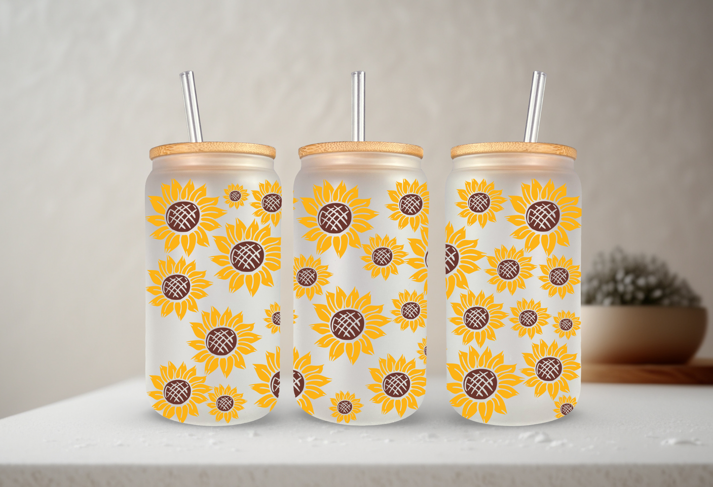 Sunflowers | VINYL | 20 oz Libbey Can Glass with Bamboo Lid & Straw