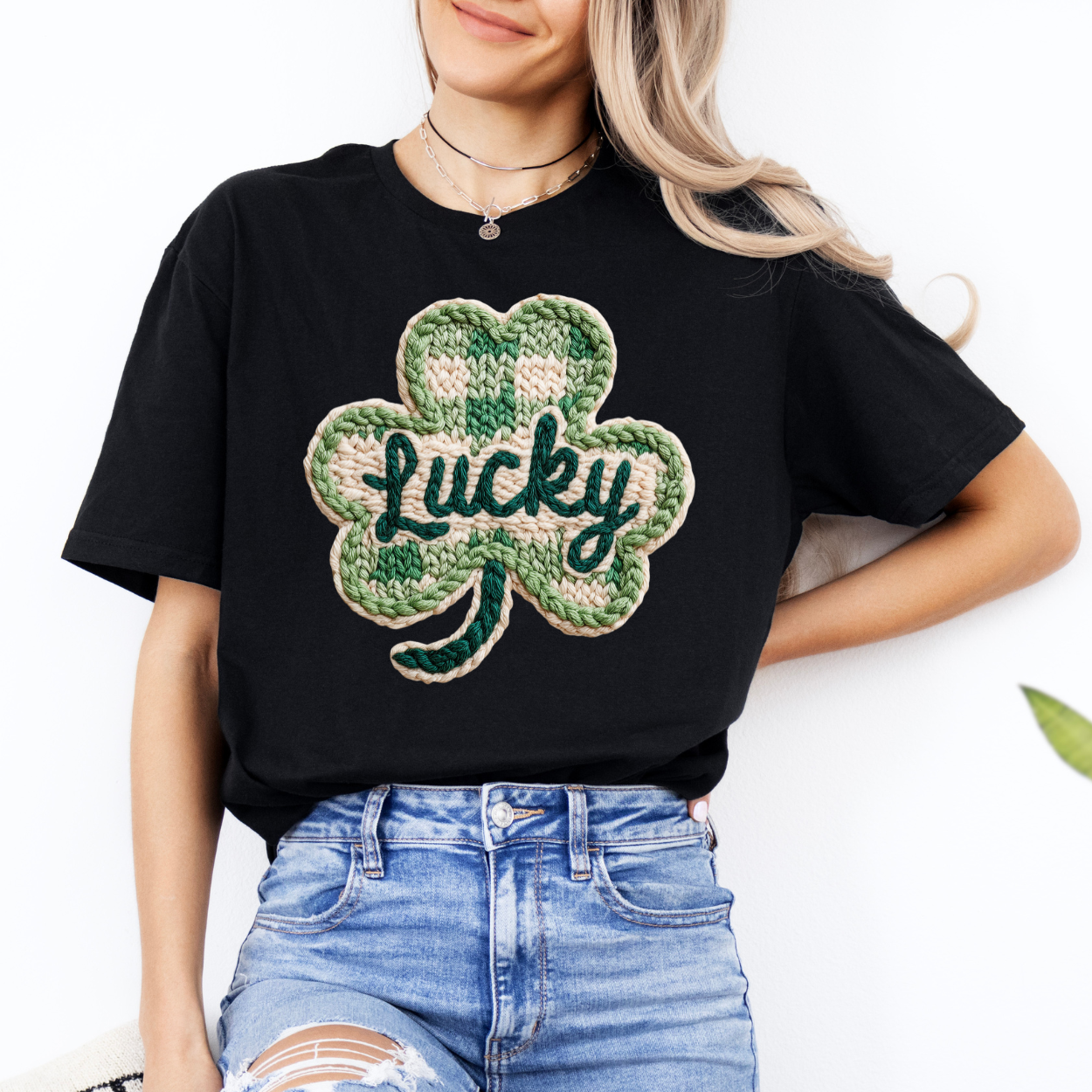 Lucky Shamrock Faux Knit | Unisex T-Shirt [GILDAN]