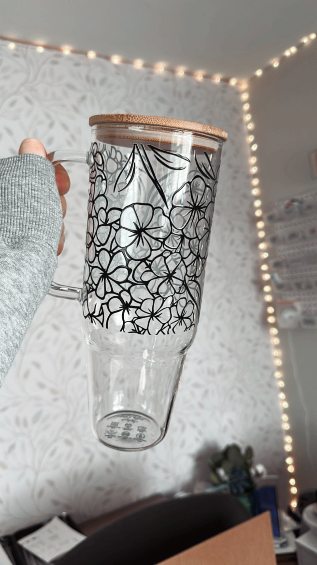 Violet | UVDTF | 40 oz Glass Tumbler with Bamboo Lid & Straw